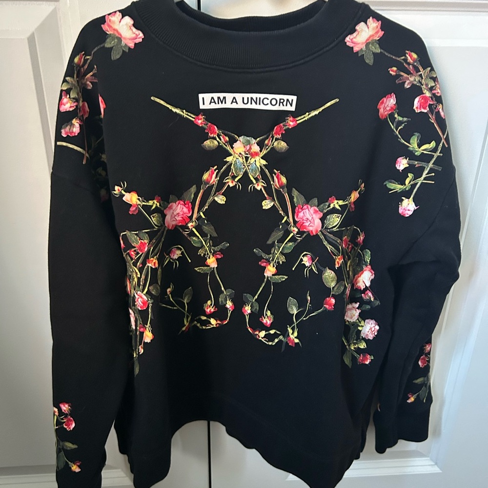 Burberry Black Floral Sweatshirt